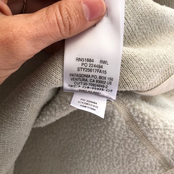 Patagonia Better Sweater 1/4 Zip Pull Over! - Picture 8 of 9